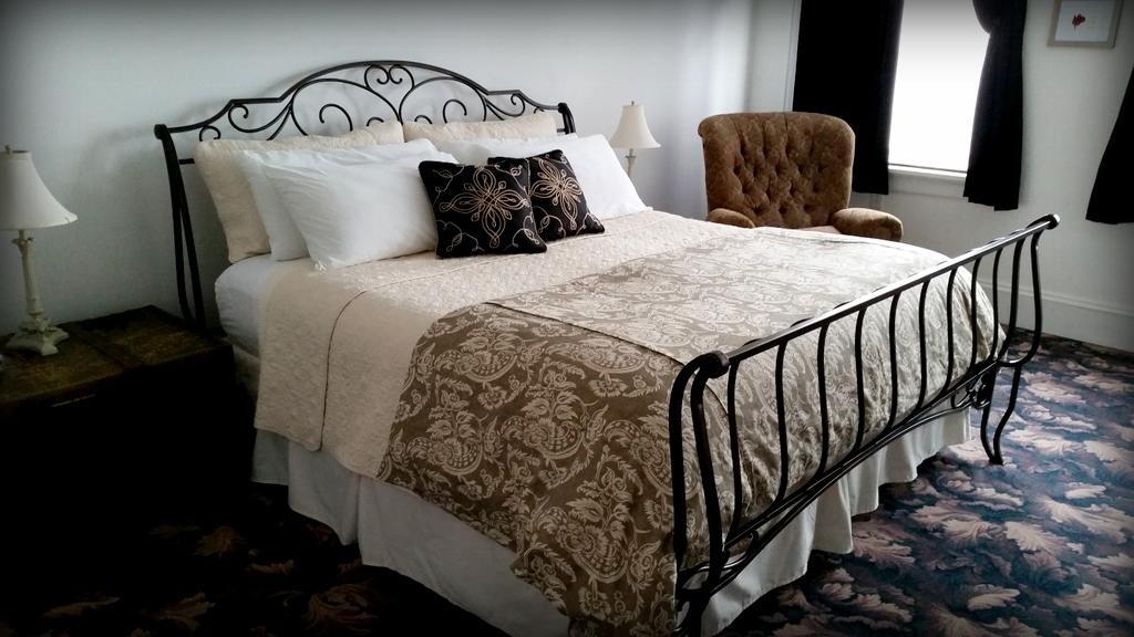 Mineral Point Hotel Ngoại thất bức ảnh